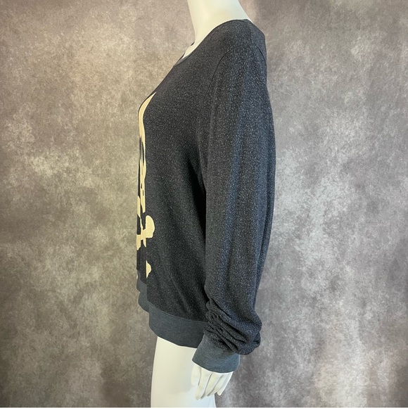 Wildfox Womens Gray Skull Heart Eyes Graphic Jumper Sweatshirt Size Small Soft - Picture 2 of 10